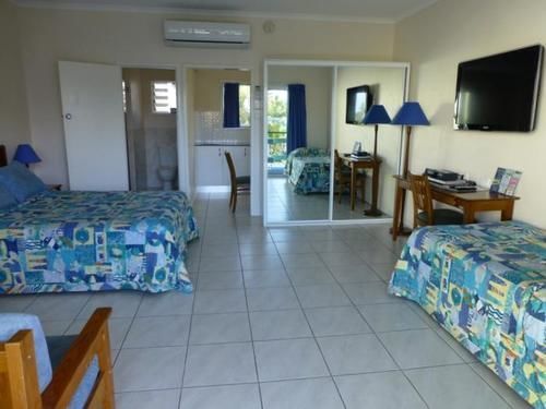 Airlie Court Units Aparthotel Airlie Beach