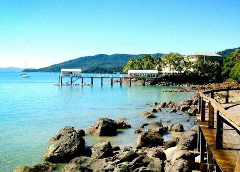 Paradise Court Units Aparthotel Airlie Beach