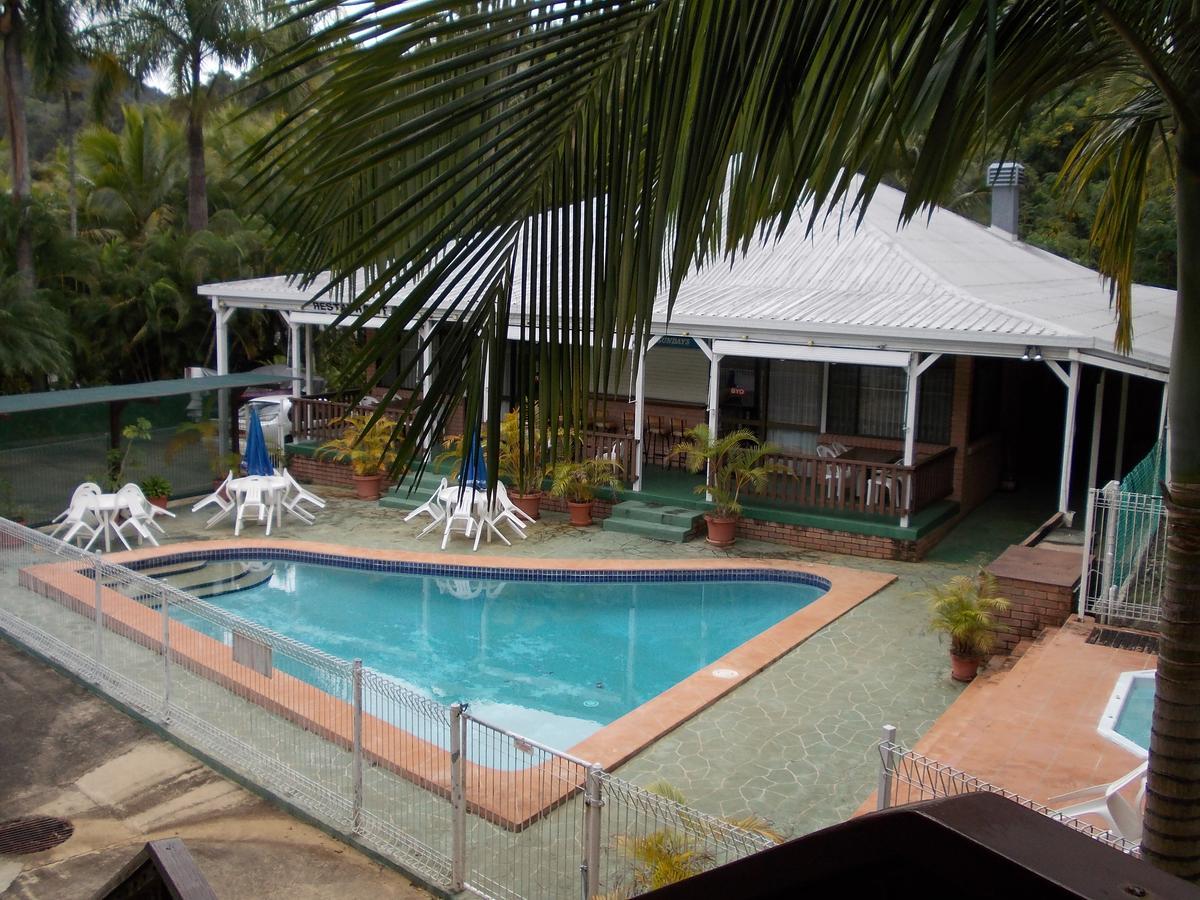The Islands * Airlie Beach