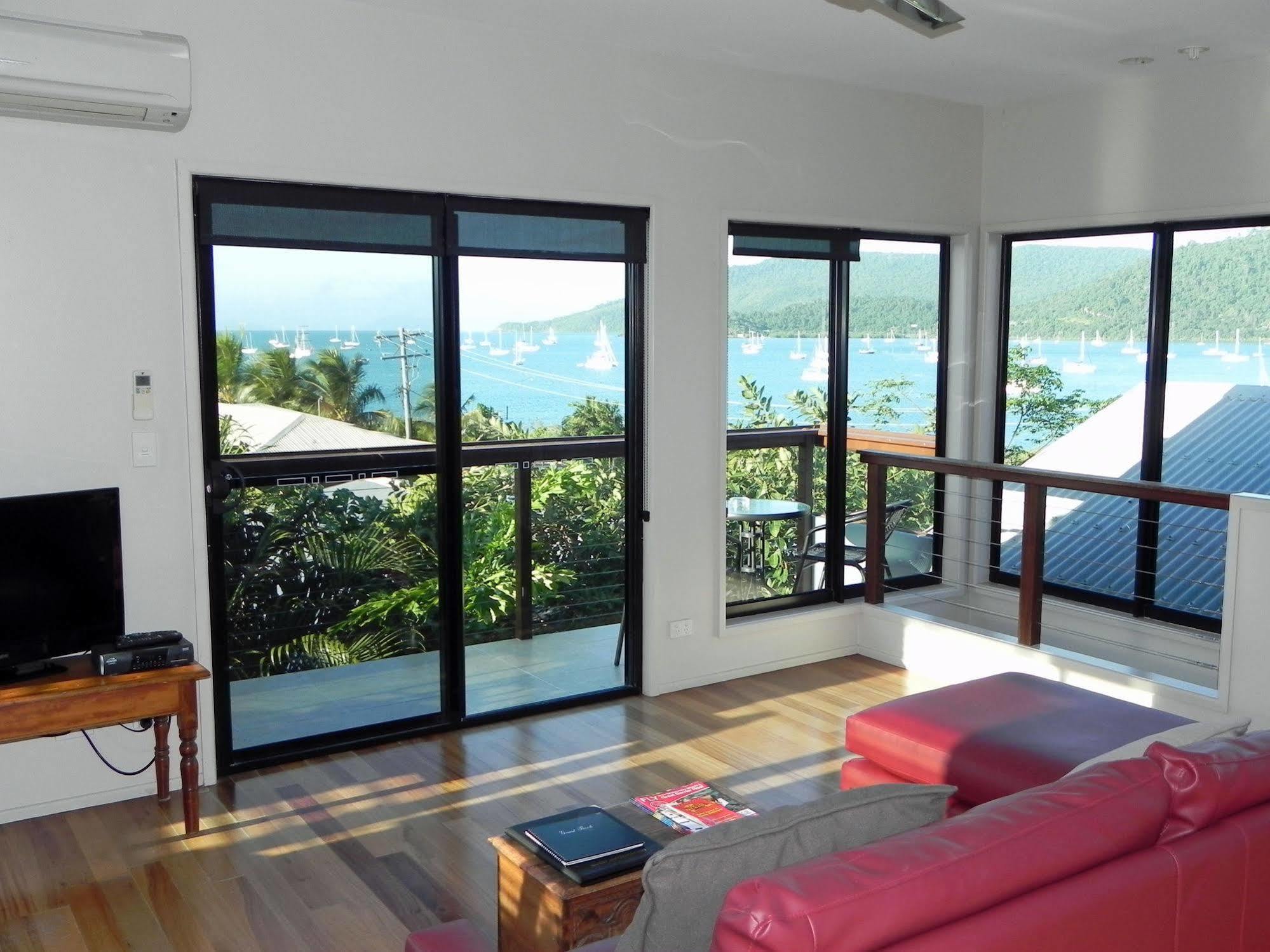 Bed & Breakfast Airlie Waterfront Airlie Beach