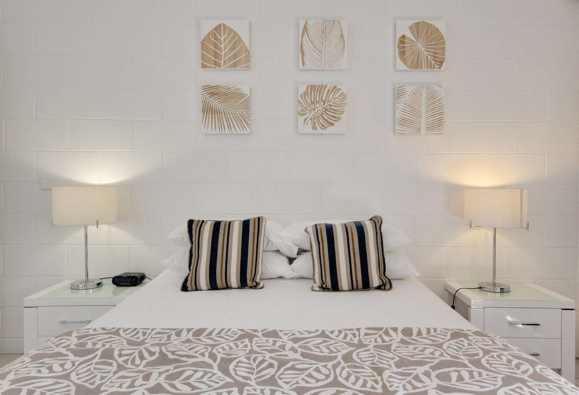 Colonial Palms Motor 3* Airlie Beach