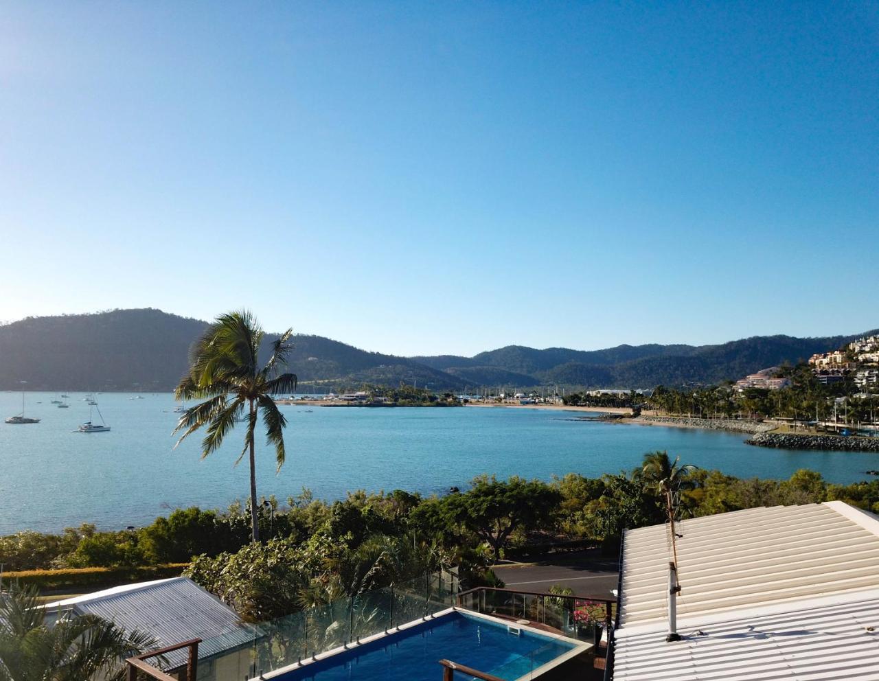 Oasis On Oceanview - Airlie * Airlie Beach