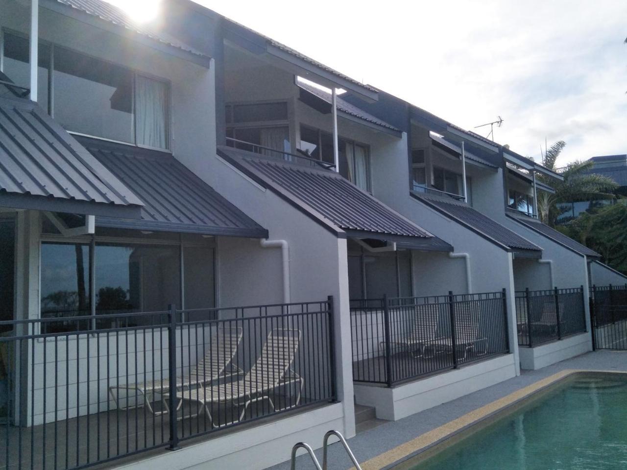 Aparthotel Airlie Seaview