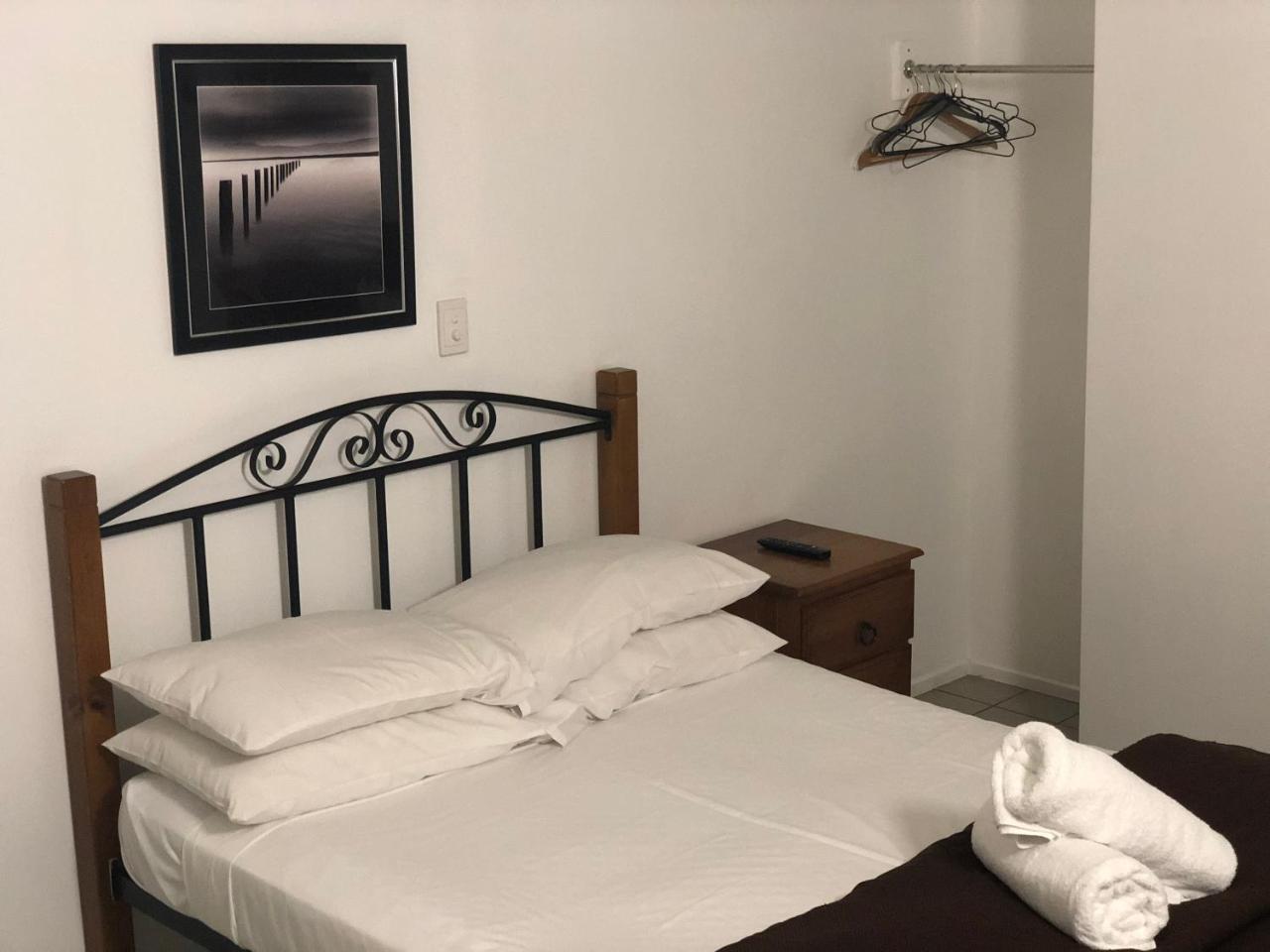 Motel Airlie Waterfront 4*