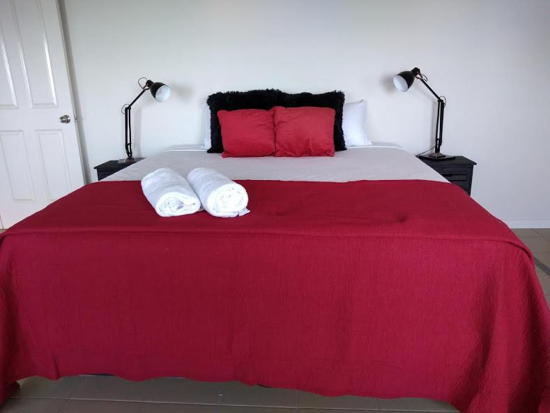 Toscana Village Lodge Airlie Beach