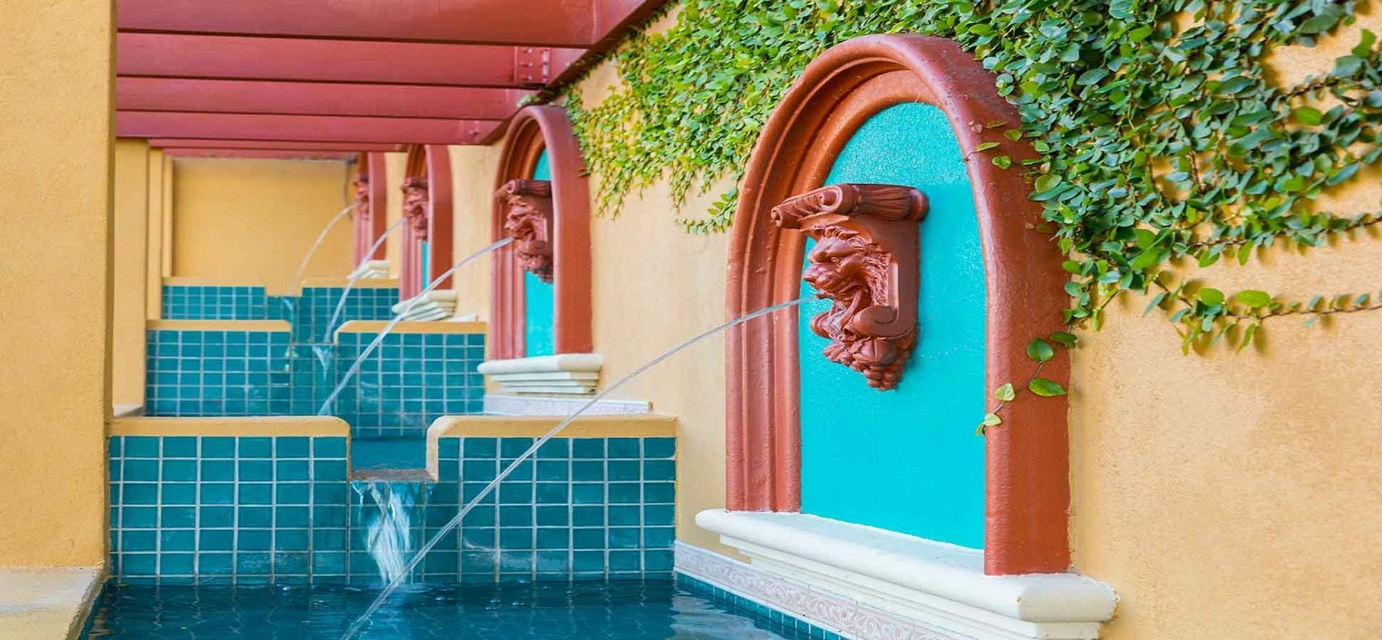 Toscana Village Lodge *