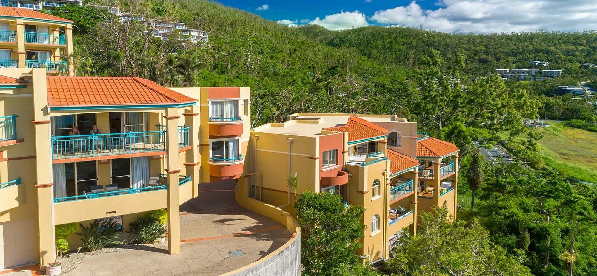 Toscana Village
