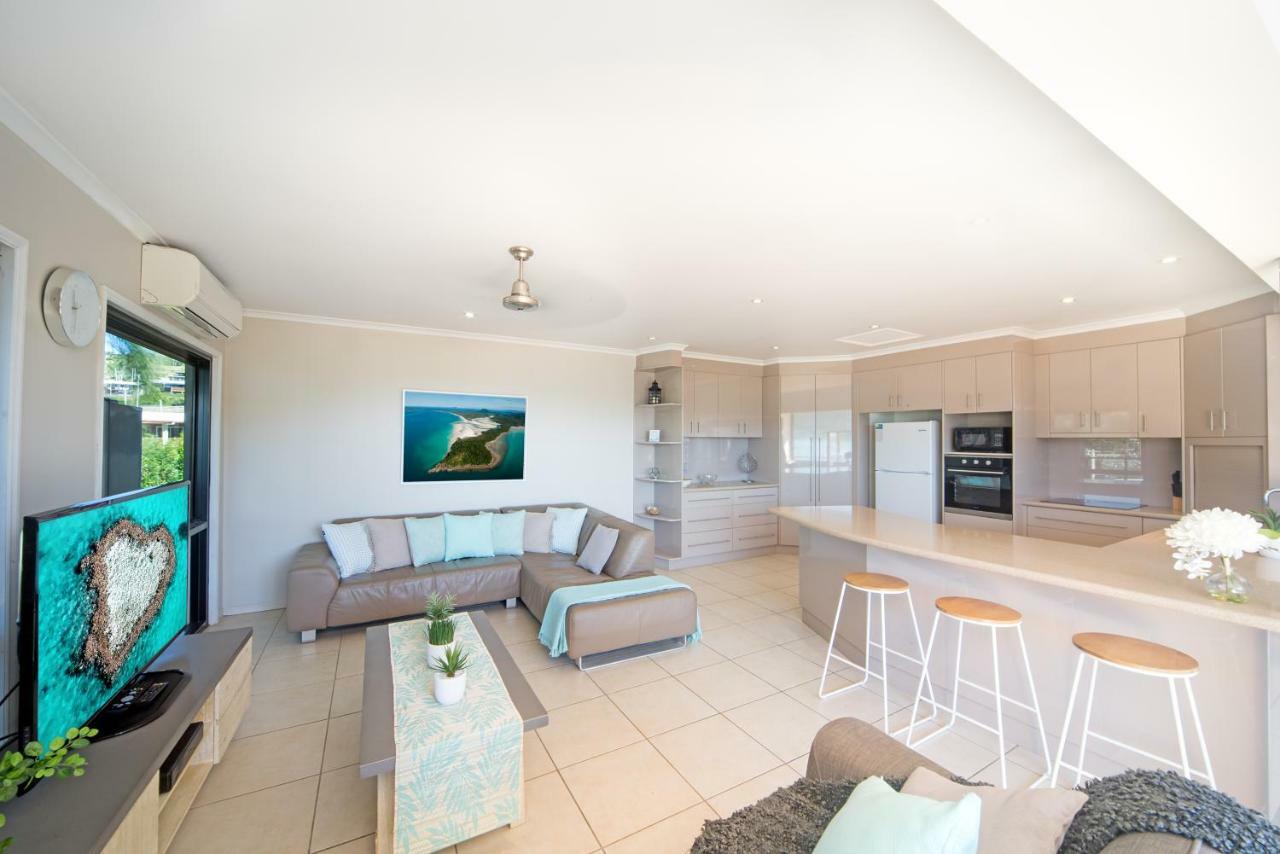 Oasis On Oceanview - Airlie Airlie Beach