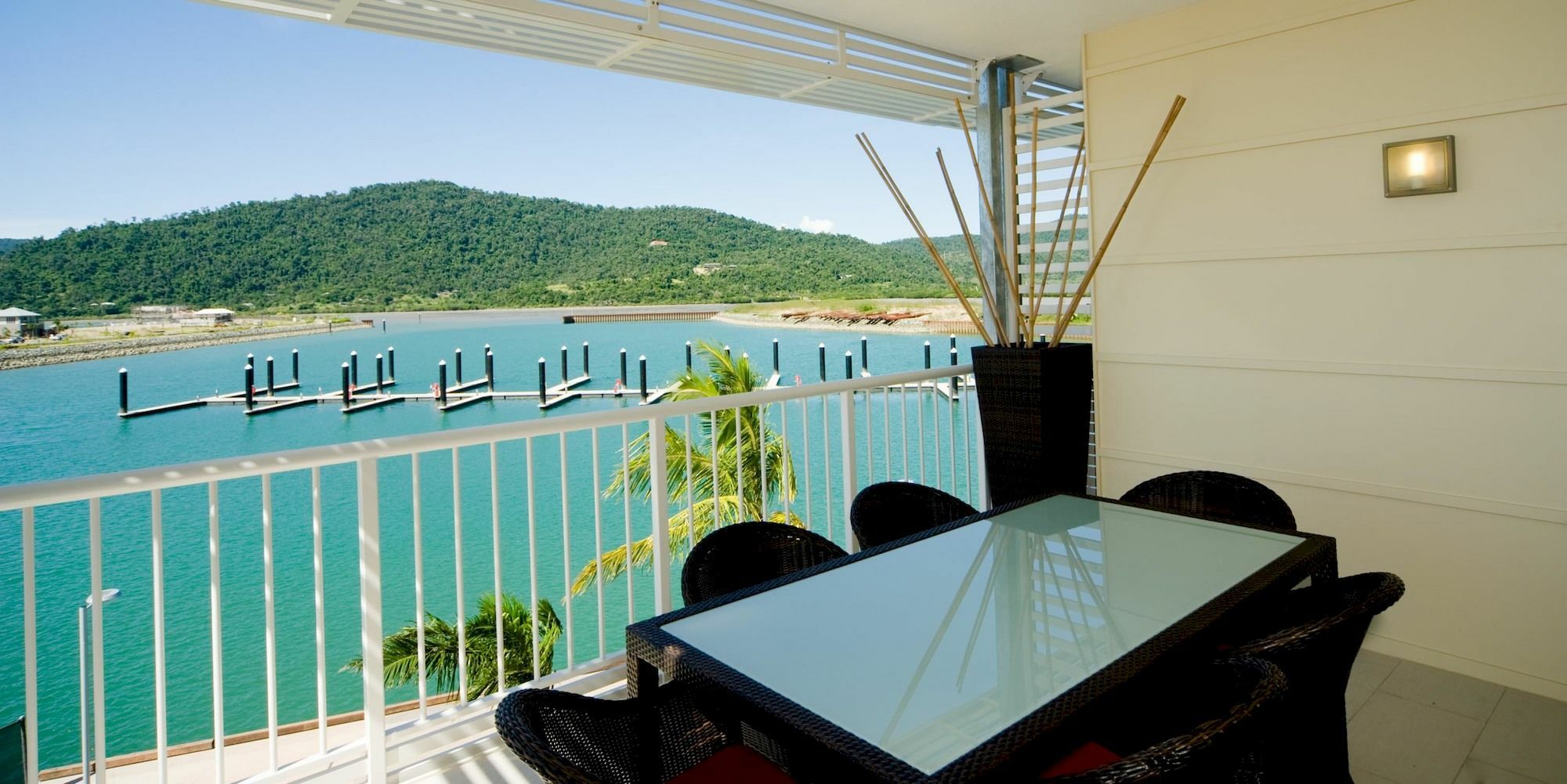 The Boathouse Aparthotel Airlie Beach