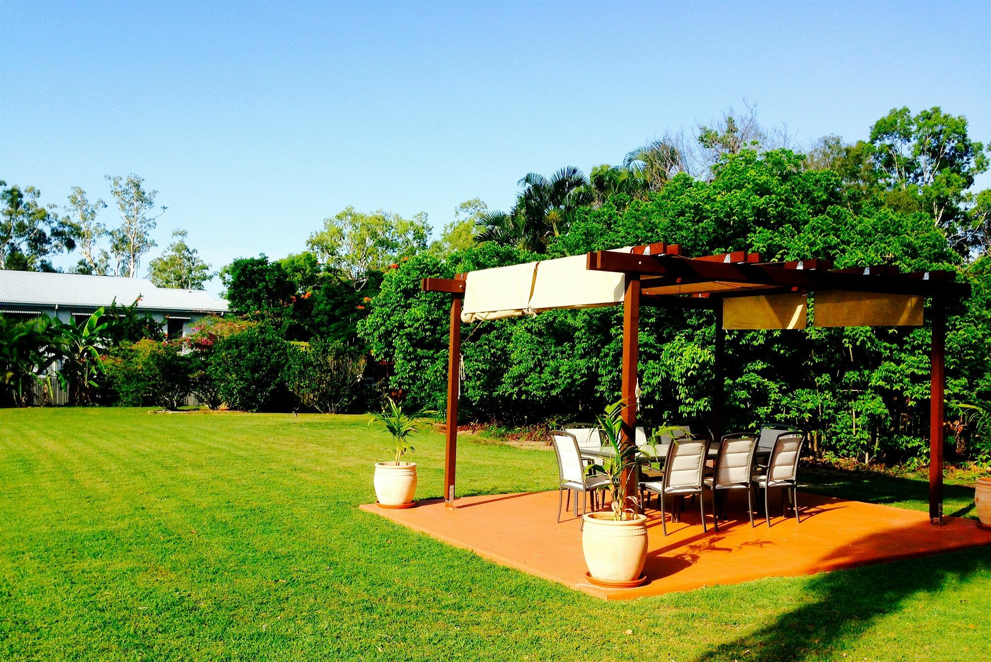 Aparthotel Paradise Court Units Airlie Beach