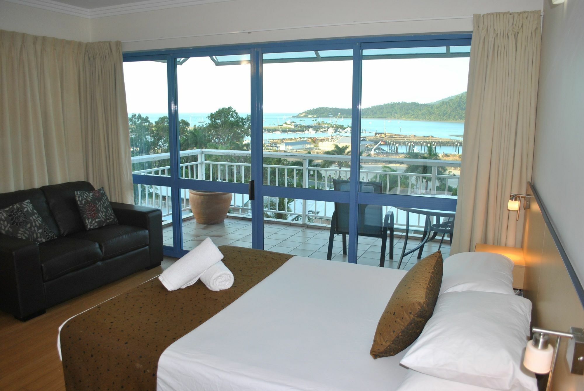 Aparthotel Coral Sea Vista