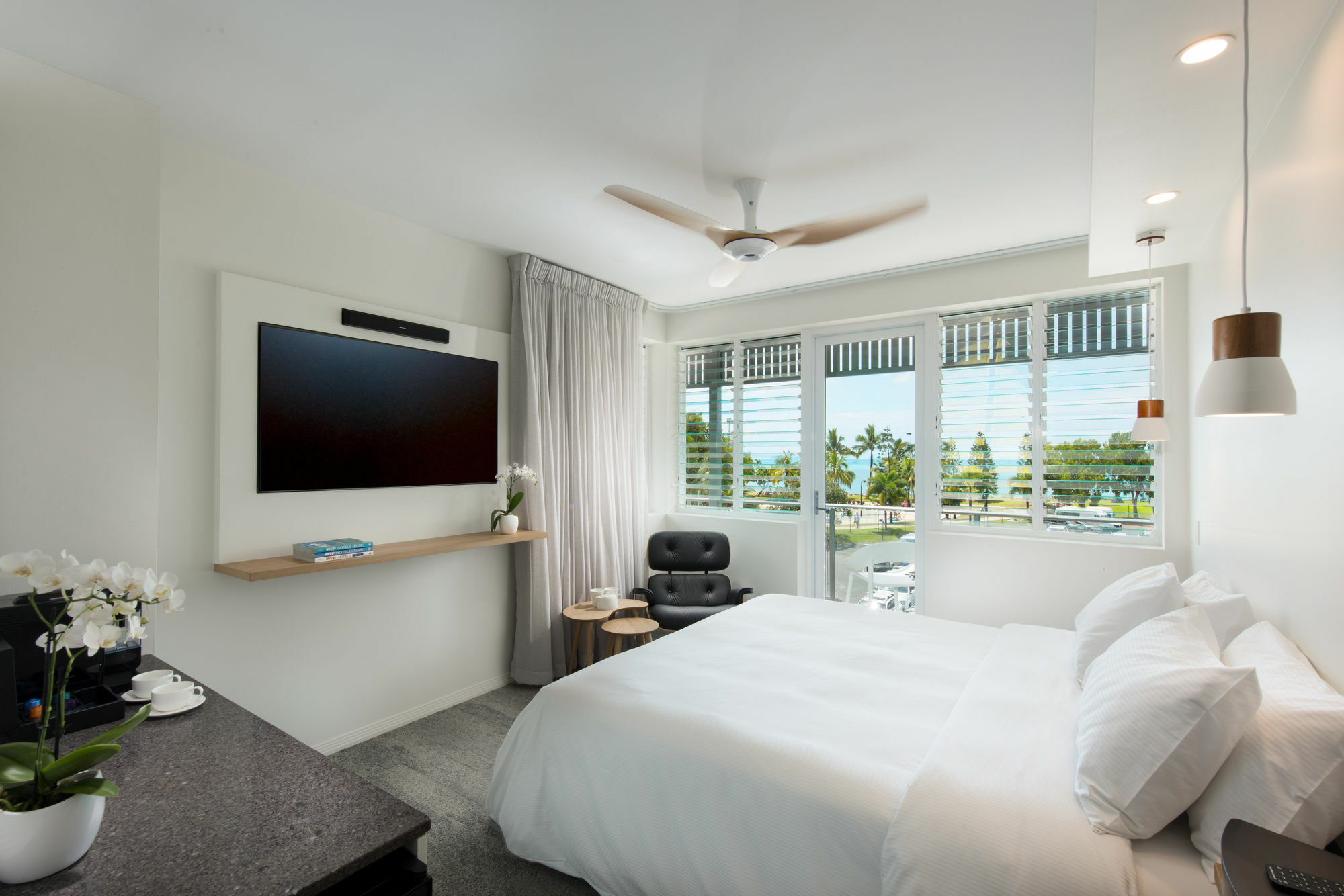 Heart Hotel And Gallery Whitsundays Hotel Airlie Beach