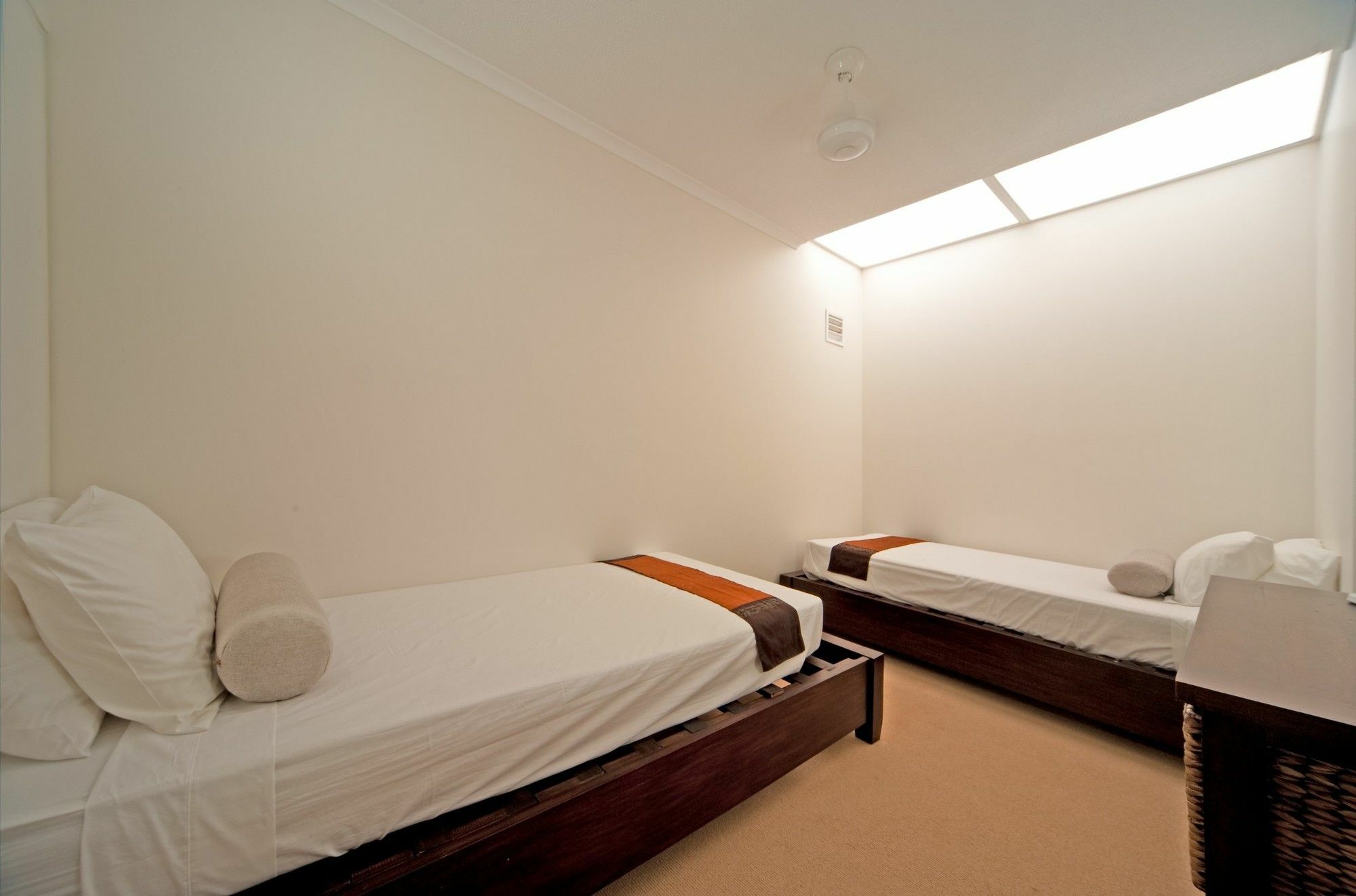 Apartment 2012 Hermitage Drive *