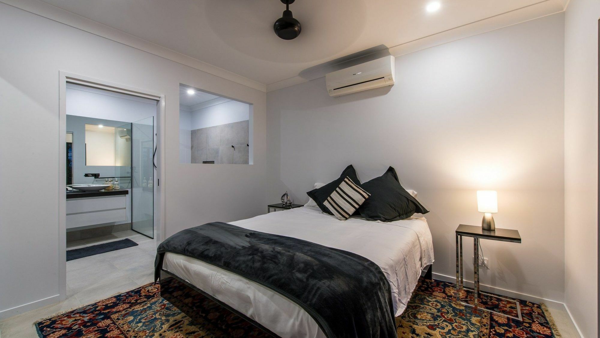 Onestep Airlie Retreat Airlie Beach