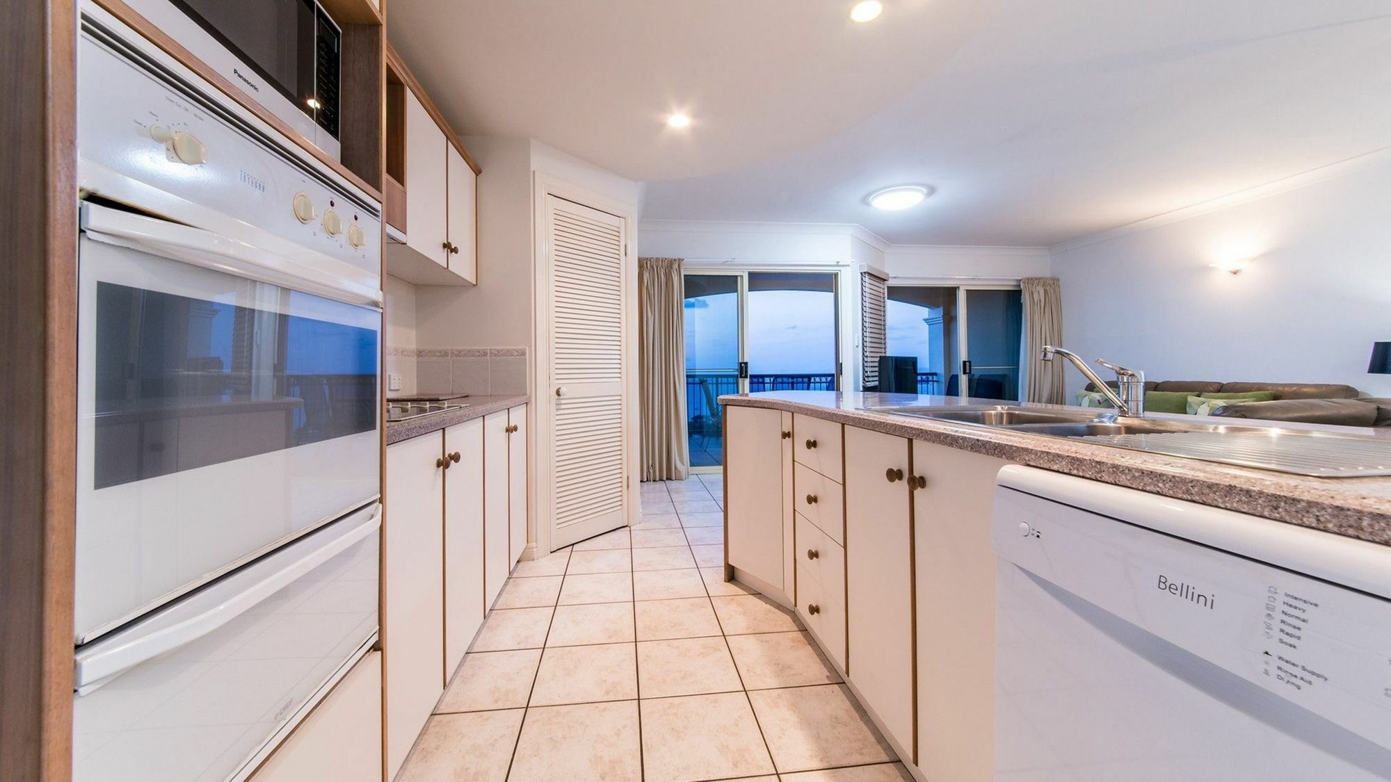 Apartment Magnificence At Airlie