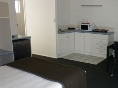 Colonial Palms Motor 3* Airlie Beach
