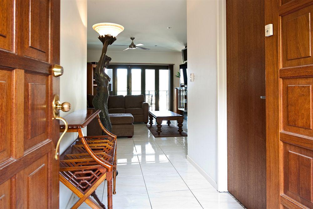 At Waterfront Whitsunday Retreat - Adults Only 4*