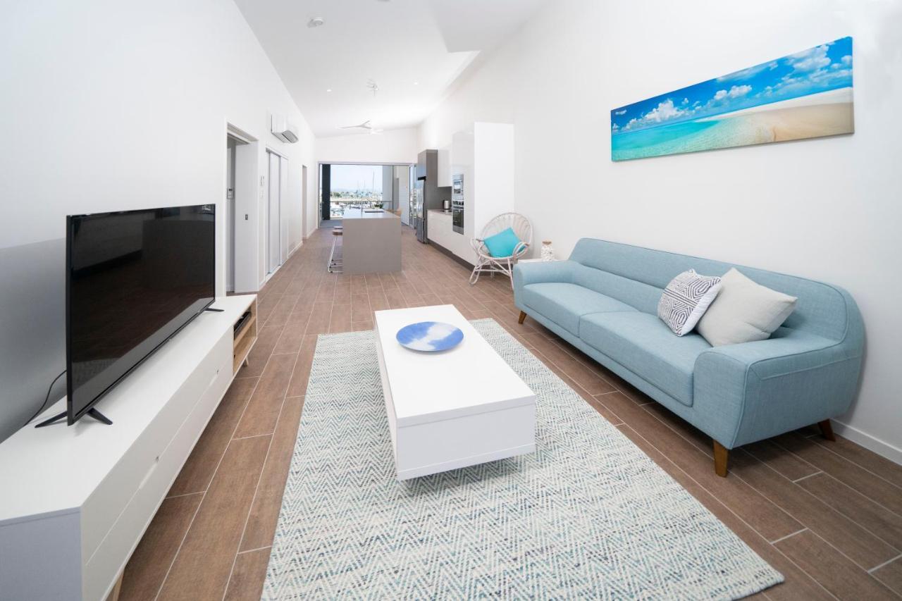 Hotel Harbour Cove Airlie Beach