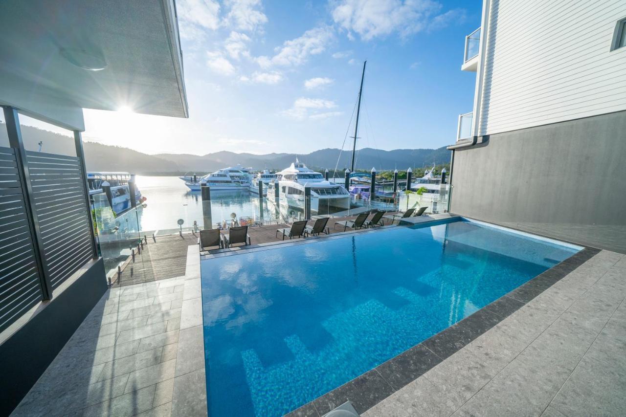 Harbour Cove Hotel Airlie Beach
