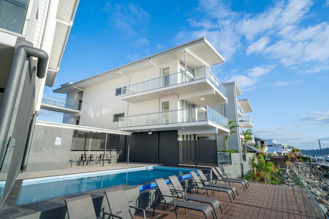 Hotel Harbour Cove Airlie Beach