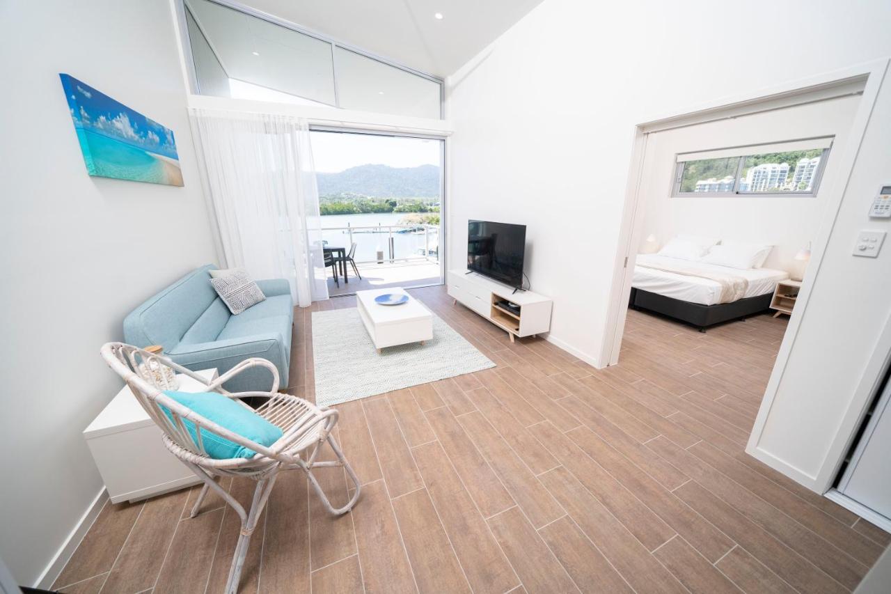 Harbour Cove 5*