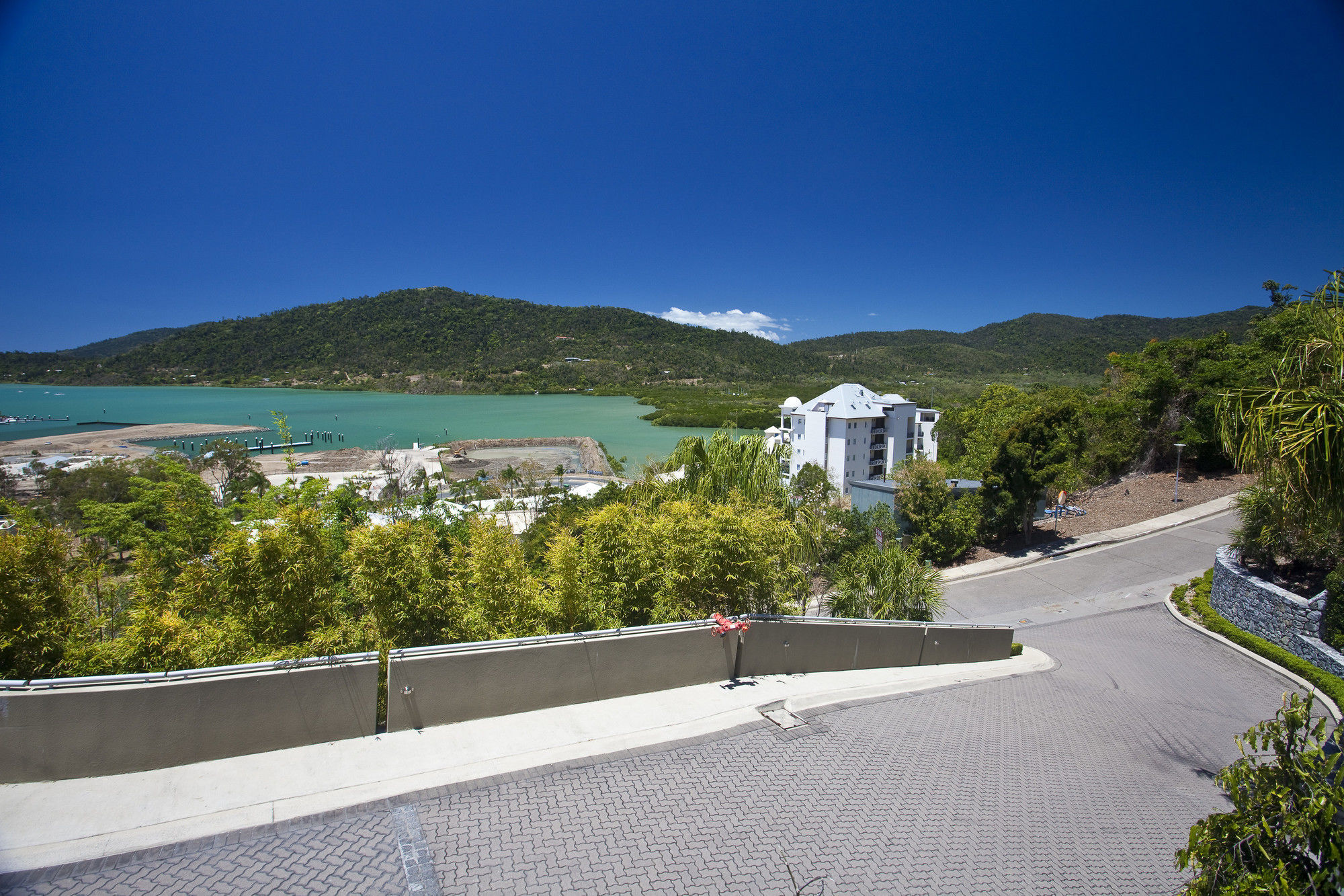 Resort Club Wyndham Airlie 4*