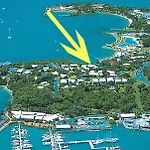Airlie Waterfront Bed & Breakfast