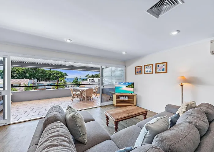Blue Lagoon Airlie Beach