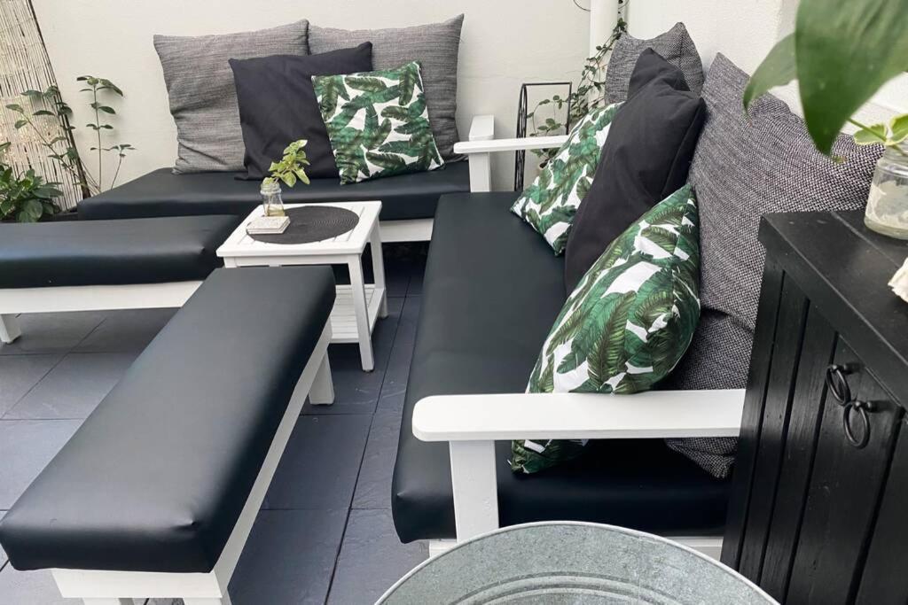 Holiday home Lily Lamond, 2 - 6 Guests, Outdoor Hammock, 5 Min Walk To The Ocean, Airlie