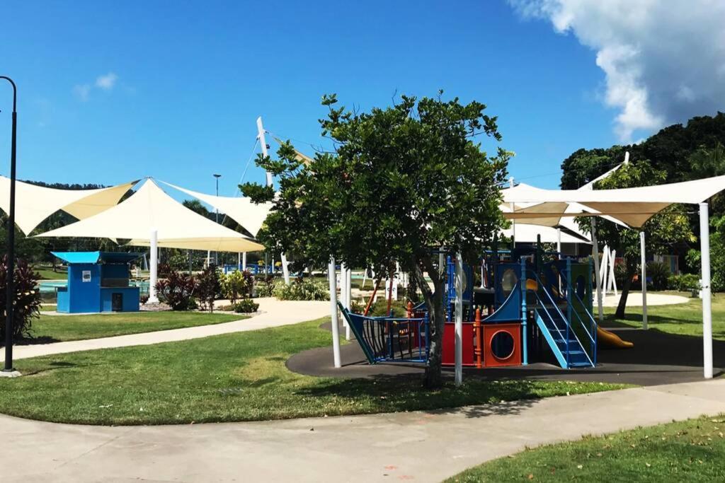 Lily Lamond, 2 - 6 Guests, Outdoor Hammock, 5 Min Walk To The Ocean, Airlie *