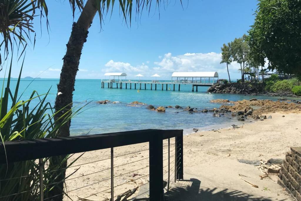 Lily Lamond, 2 - 6 Guests, Outdoor Hammock, 5 Min Walk To The Ocean, Airlie *