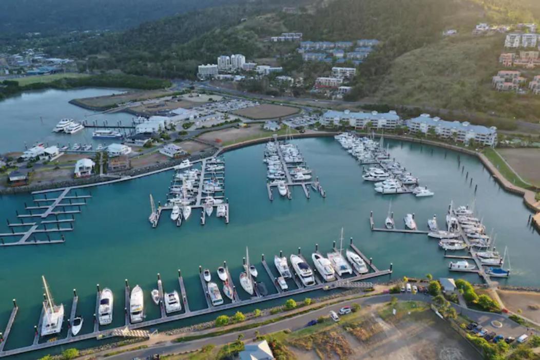 ☆airliedise☆no Hills☆kitchen☆5min Walk 2 Ferry Terminal☆wifi☆netflix Apartamento Airlie Beach