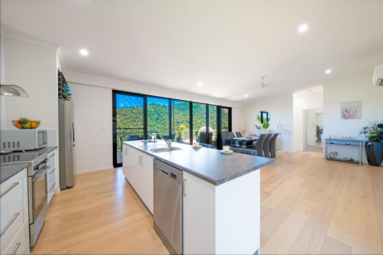 Mountain View On Airlie Holiday home Airlie Beach
