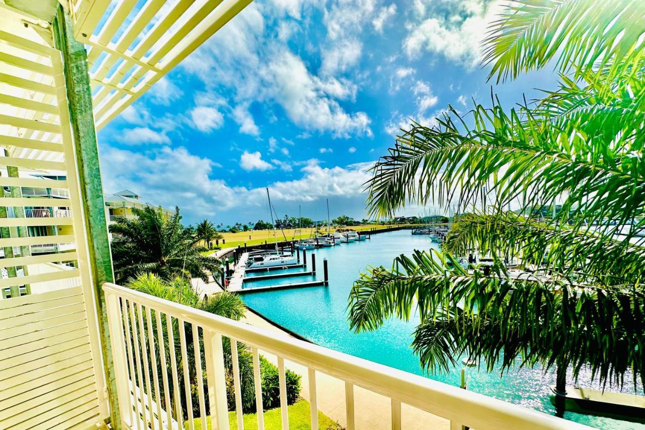 Absolute Luxury Marina Lifestyle At The Port Of Airlie Apartment