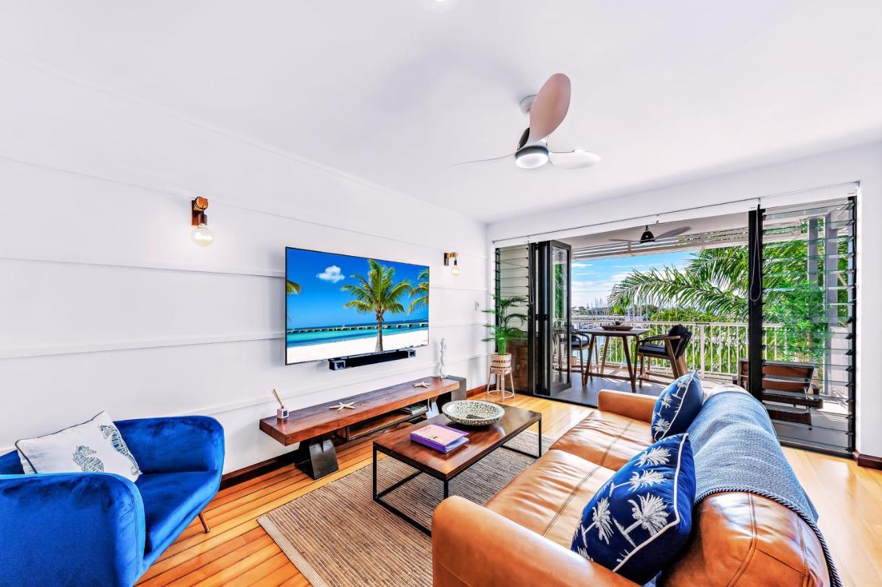 Absolute Luxury Marina Lifestyle At The Port Of Airlie Apartment *