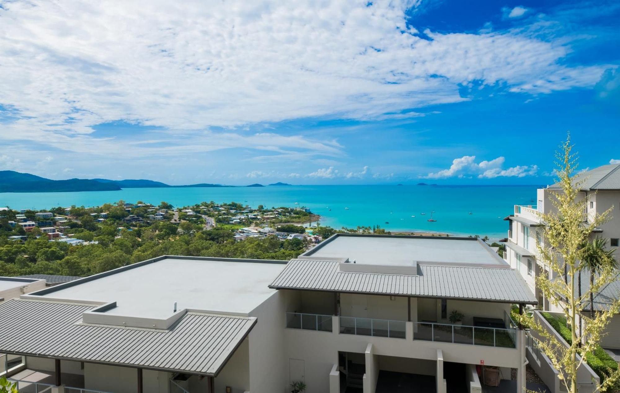 On The Horizon Airlie Airlie Beach
