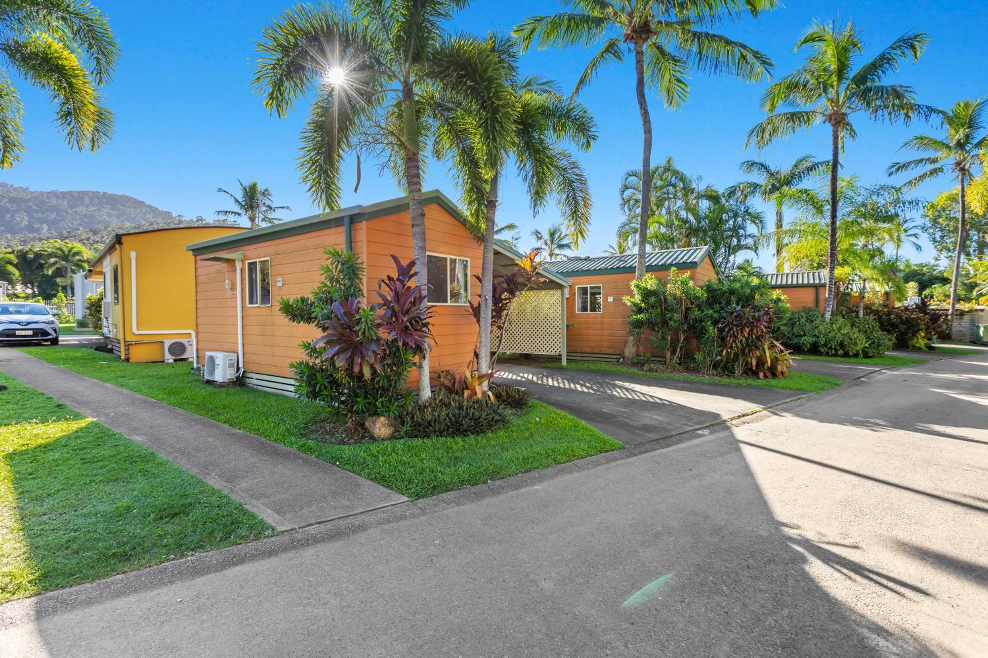 Tasman - Airlie 3* Airlie Beach