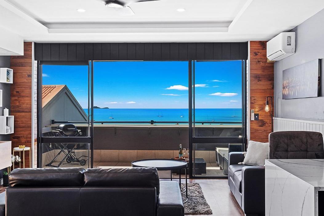 Luna Solis Airlie Beach