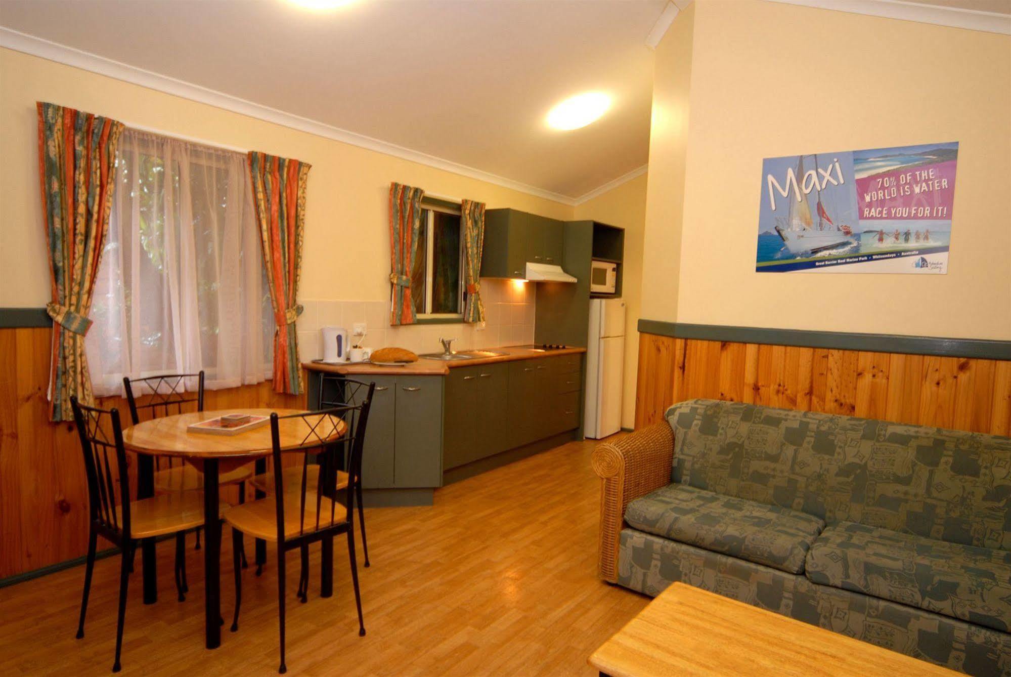Tasman - Airlie Holiday park Airlie Beach